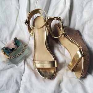 Old Navy cork wedges